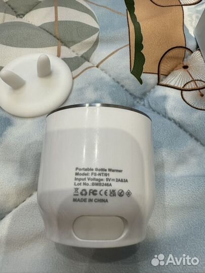 Портативный подогреватель для бутылочек moms