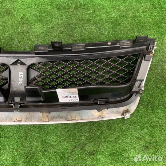 Решетка радиатора Suzuki Grand Vitara/ Escudo