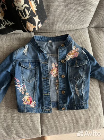 Джинсовая куртка для девочки