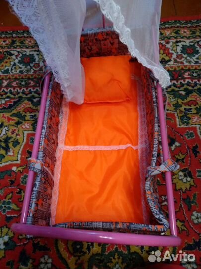 Детская кроватка для кукол