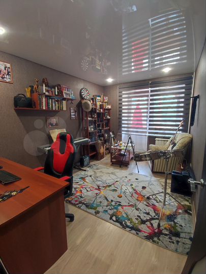 4-к. квартира, 102 м², 1/9 эт.