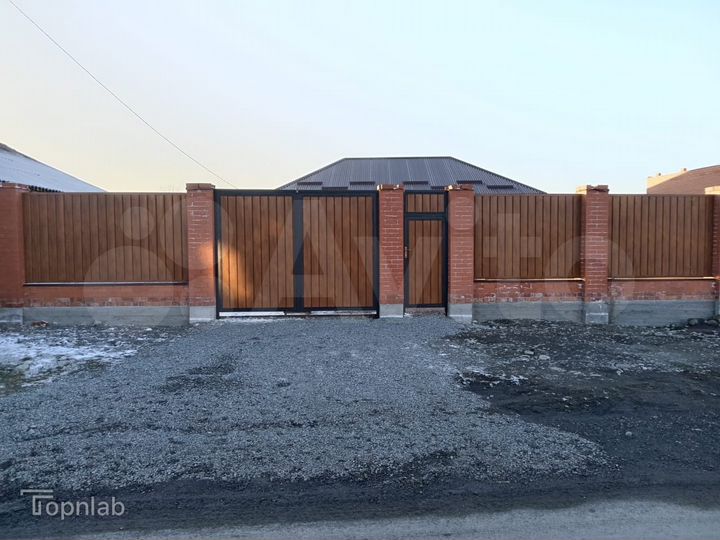 Дом 100 м² на участке 8 сот.