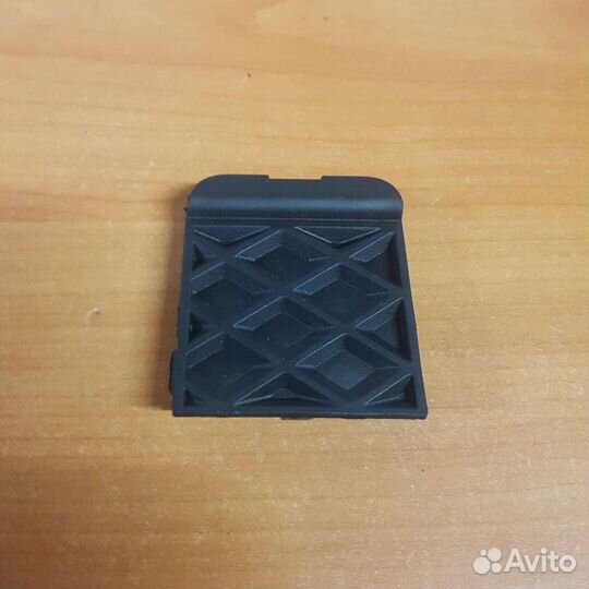 Заглушка заднего бампера Ford Focus 3 седан