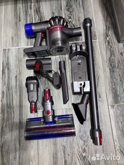 Пылесос Dyson V8 (SV10) fluffy