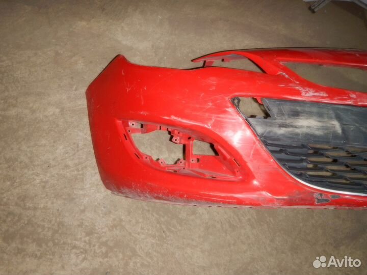 Бампер передний Opel Astra J рестайл