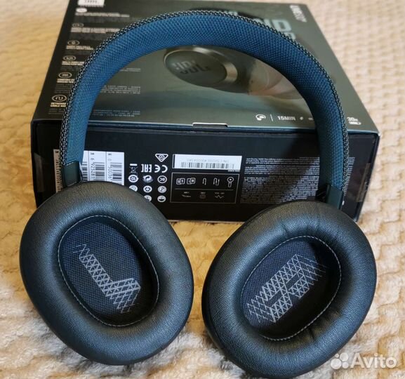 JBL live500bt