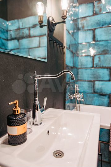 2-к. квартира, 39 м², 1/4 эт.