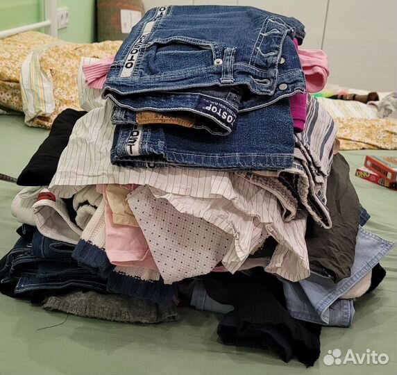 Женская одежда отдам бесплатно