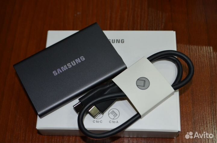 Внешний SSD Samsung Portable T7 2Tb