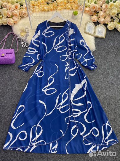 Нарядное женское платье больших размеров