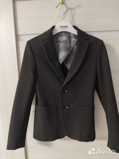 Пиджак для мальчика, Карамелли