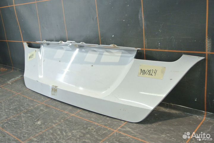 Накладка двери багажника - Hyundai Equus