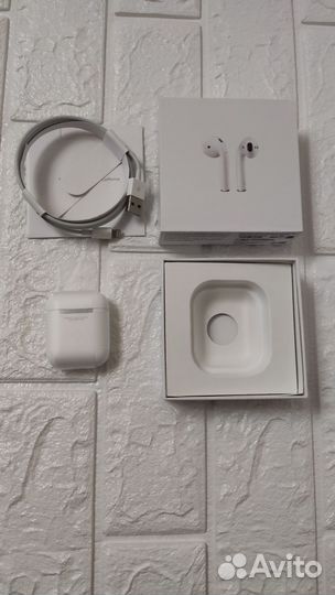 Airpods 2