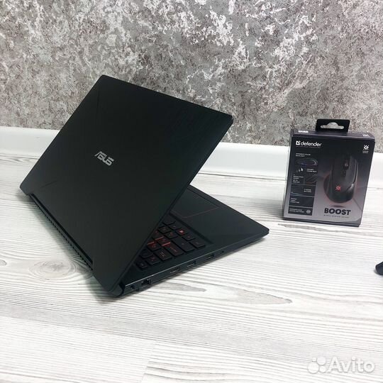 Игровой ноутбук Asus/GTX1050 на 4гб/8гб/SSD/ips/i5