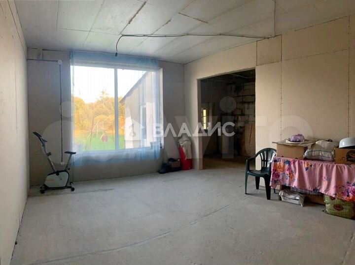 Дом 180 м² на участке 17 сот.