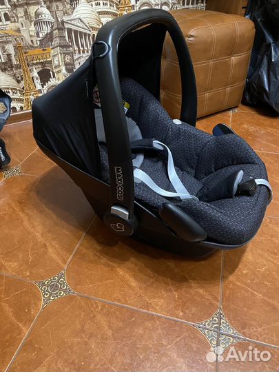 Автолюлька maxi cosi с базой isofix