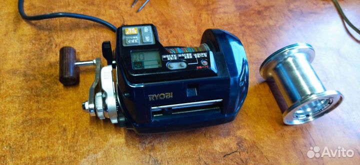 Электрокатушка морская Ryobi VS900L