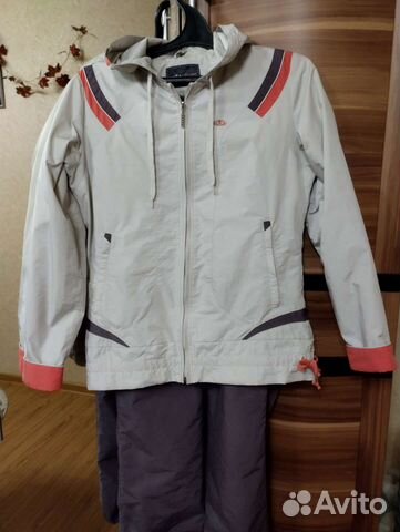 Спортивный костюм женский