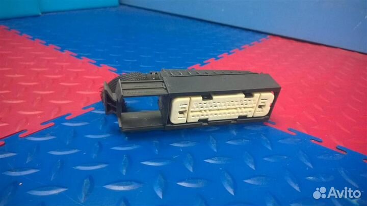 Фишка блока ABS BMW 5-серия F10/F11