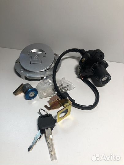 Комплек замков Honda CBR