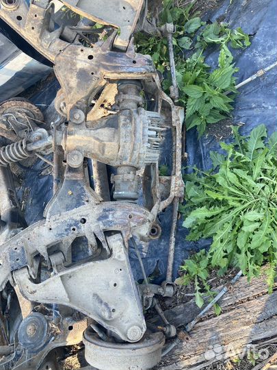 Задний мост nissan Серена ц23