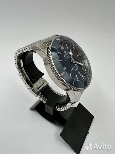Часы Breitling Superocean Heritage II