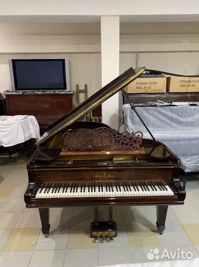 Рояль Стейнвей энд Санс, модель В, 211 см