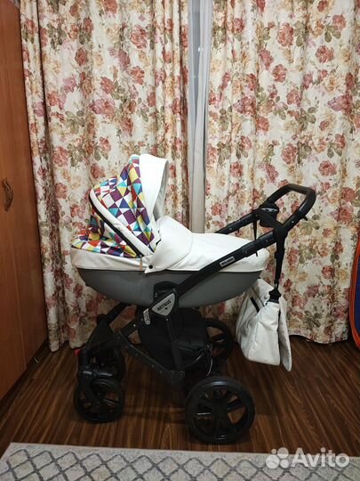 Продаю коляску 3 в 1