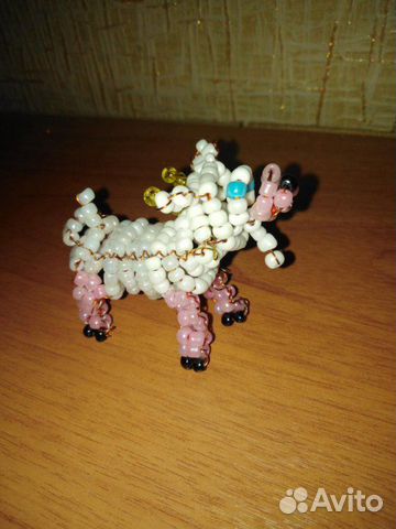 Игрушки,поделки из бисера