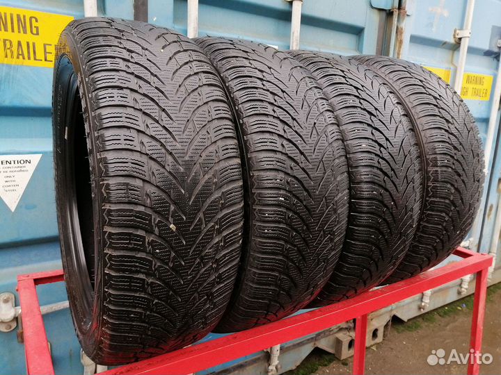 Nokian Tyres WR SUV 4 225/55 R18