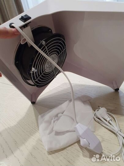 Пылесос для маникюра новый