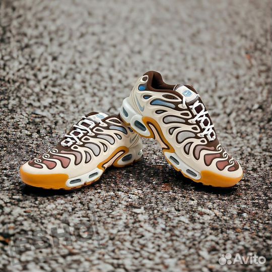 Nike Air Max Plus Drift