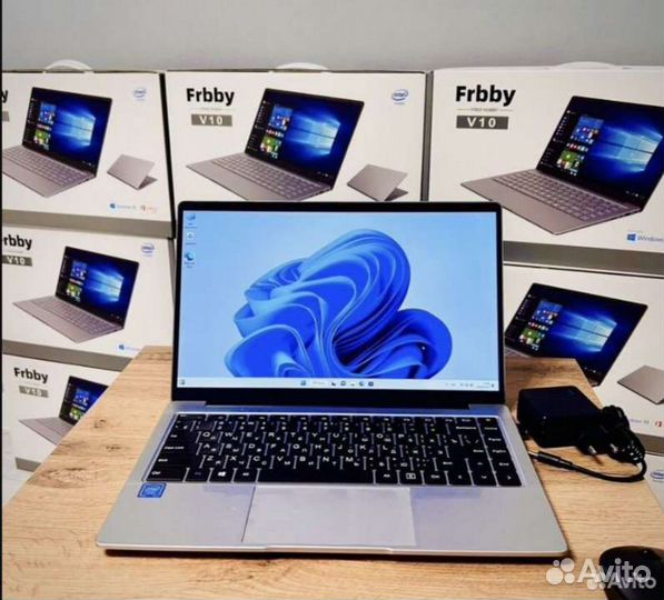 Ноутбук 8/256 Гб новый Frbby