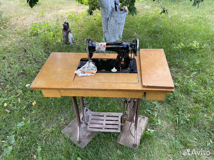 Швейная машина класса 2-М