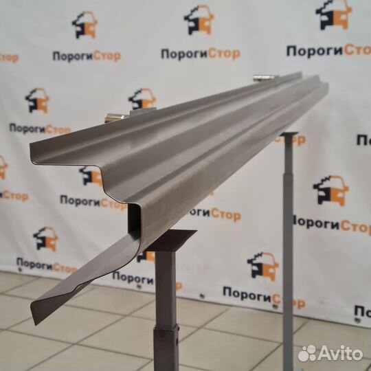 Кузовной порог правый Mitsubishi L200 ремкомплект