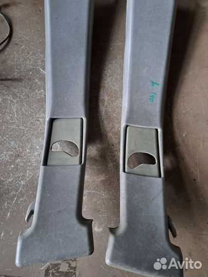 Обшивка центральных стоек Mercedes W140