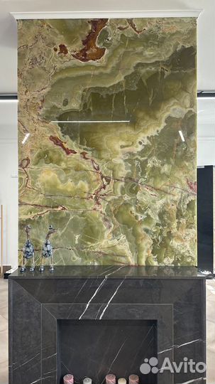 Стеновая панель панно из камня с подсветкой