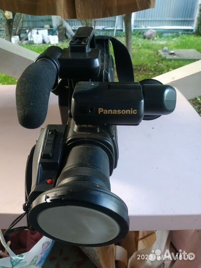 Видеокамера panasonic m3000