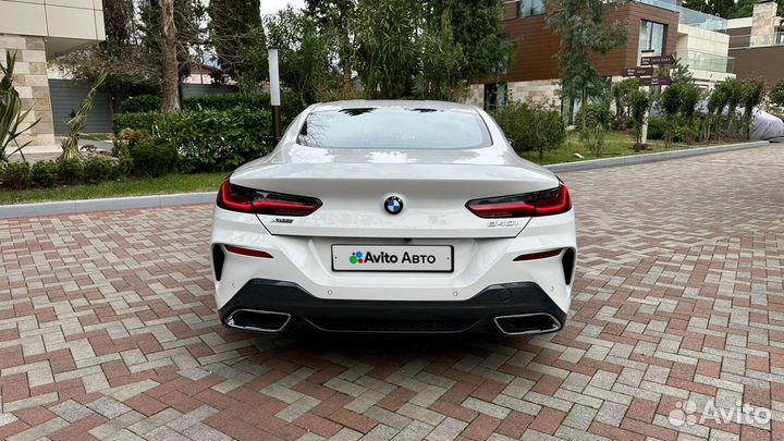 BMW 8 серия 3.0 AT, 2022, 7 600 км