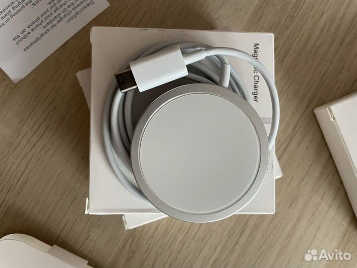 Магнитная зарядка MagSafe