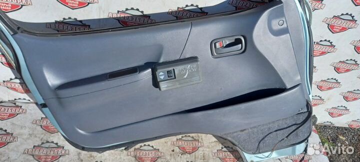 Дверь передняя левая Toyota Hiace KZH106G 1kzte