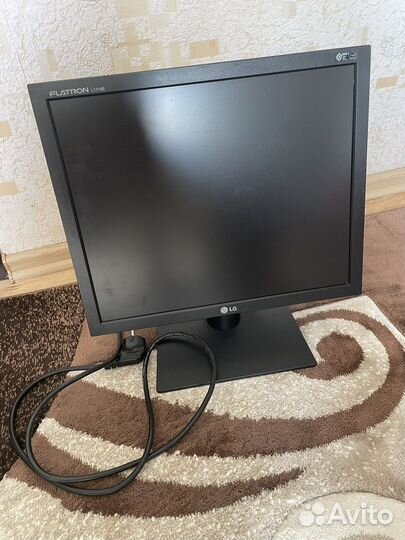 Монитор LG