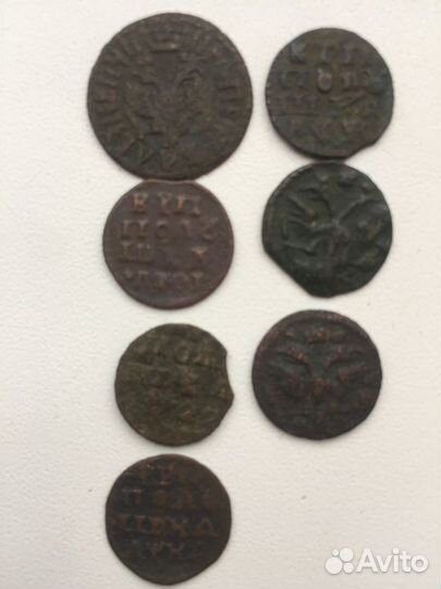 Монеты полушки копейка Петра1 времени