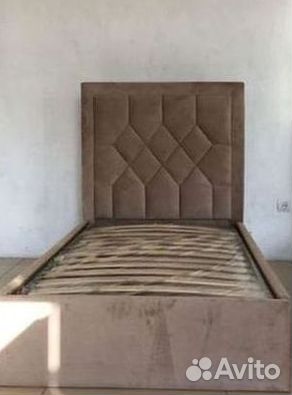 Двухместная мягкая кровать