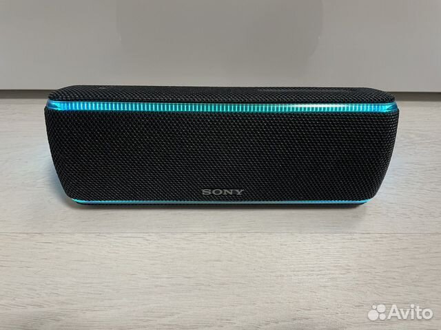 Портативная колонка Sony SRS-XB31 черный купить в Санкт-Петербурге ...
