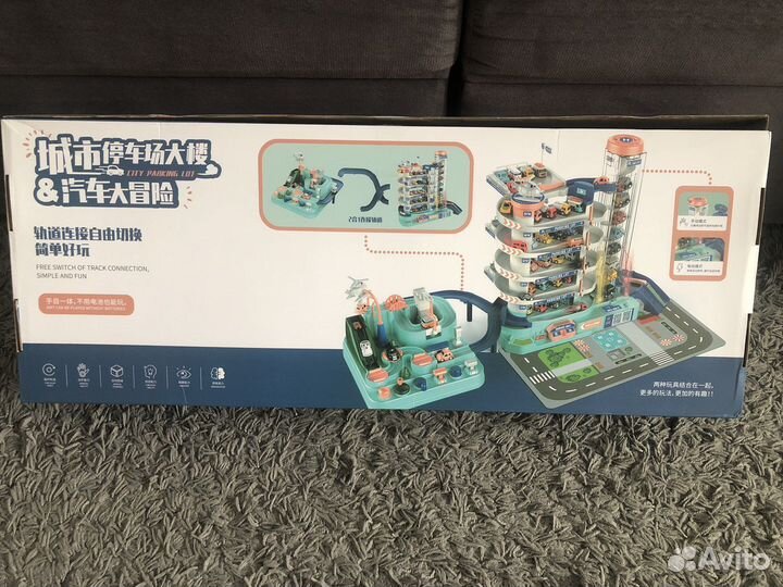 Трек парковка гараж для машинок