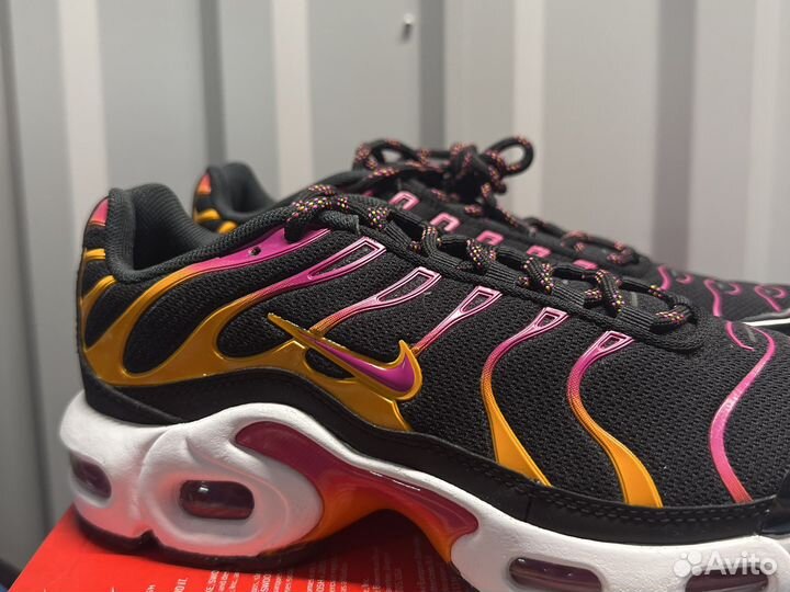 Nike Air Max plus active pink оригинал 6.5/7 us W