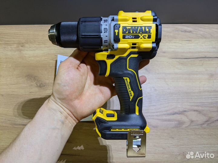 Шуруповерт DeWalt DCD 805N