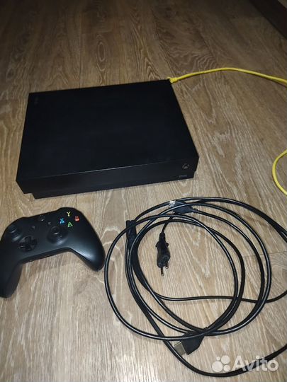 Xbox one x 1tb
