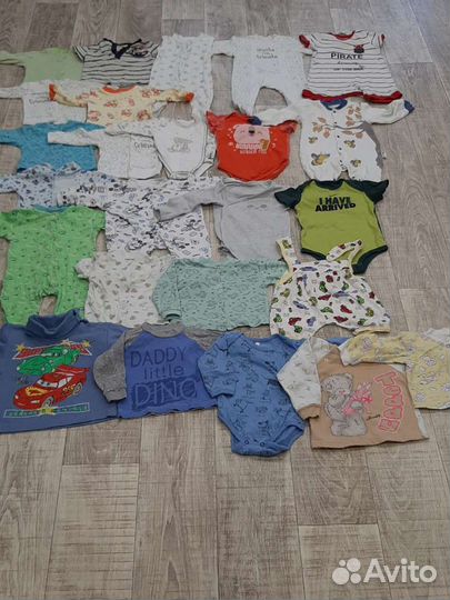 Разные вещи и шапки